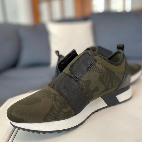 SOLD - Steve Madden ATTACK Camouflage Army Green Women’s Sneakers Size 9.5 - Picture 2 of 9
